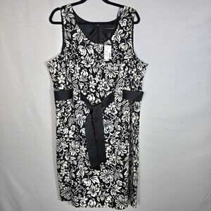 NWT Lane Bryant Floral Dress Sz 24 Black White Midi Sleeveless Belt Fit & Flare